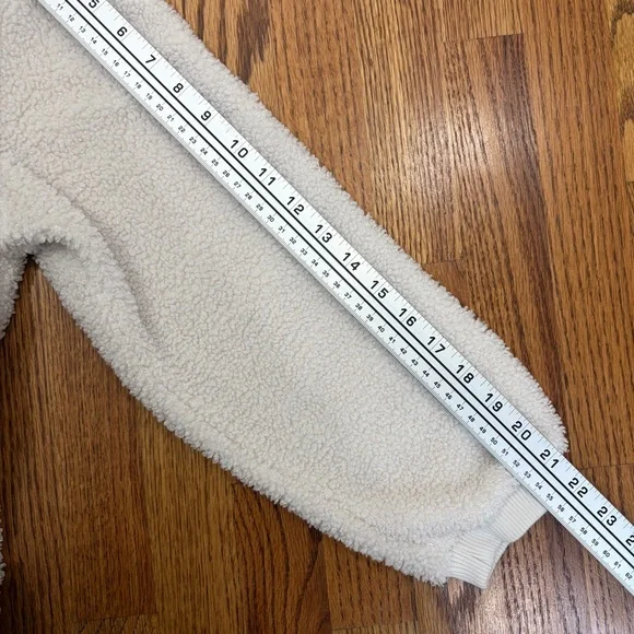 Bailey 44 White Sherpa Sweatshirt Jacket - Picture 6 of 7